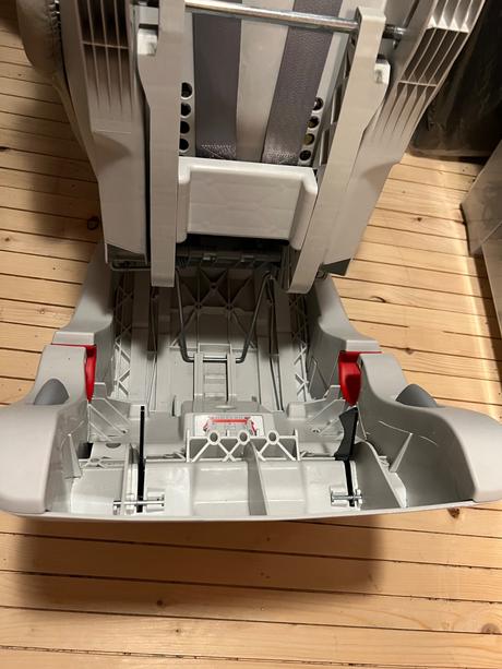 Autosedacka romer, römer