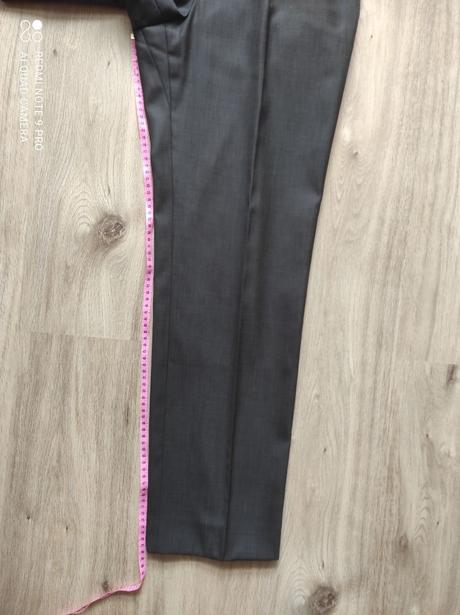 Pánsky oblek c&a, 48