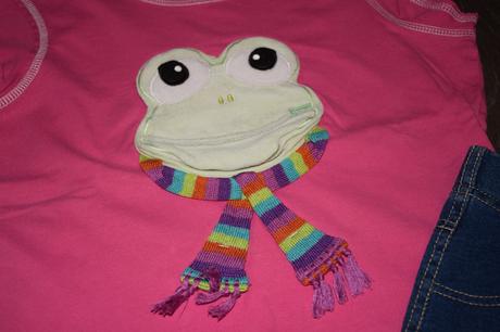 Nadherny kompletik next tricko so zabkou+sukna 6-9, next,122