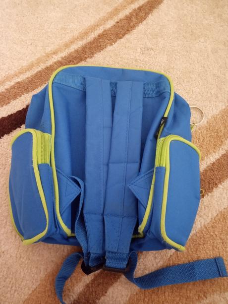 Modry ruksak, 