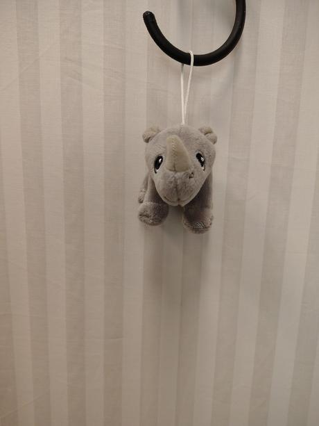 Plyšový nosorožec, kinder maxi ferrero, vud28, 