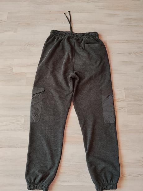 Hrubšie chlapčenské tepláky, s