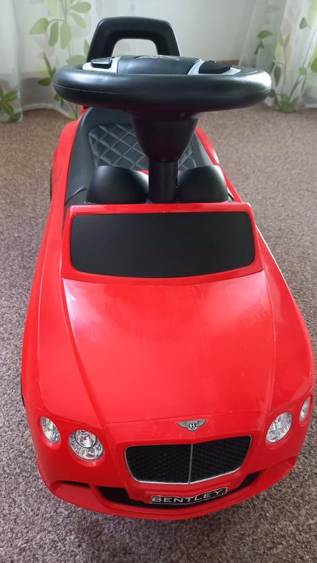 Autíčko bentley,
