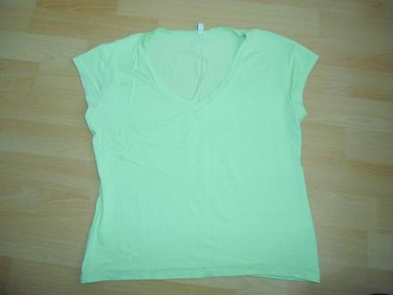 Bledozelene elasticke tricko, s