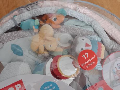 Krásna uni hracia deka s hradzou zn. skip hop, 