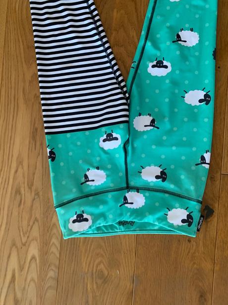 Abraka legíny s ovečky, s