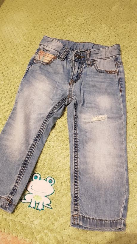 Benetton rifle pre maleho fesaka,vel.1-2roky, benetton,86