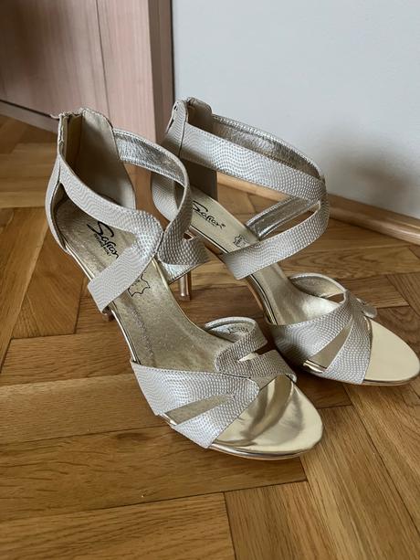 Lodicky - sandále, 39