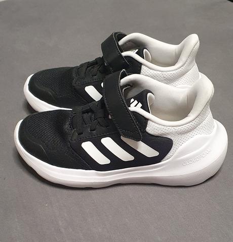 Ľahké tenisky, adidas,32