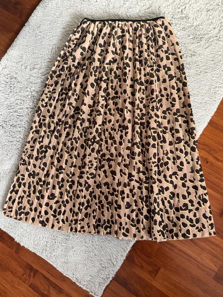 Boss sukna, hugo boss,36