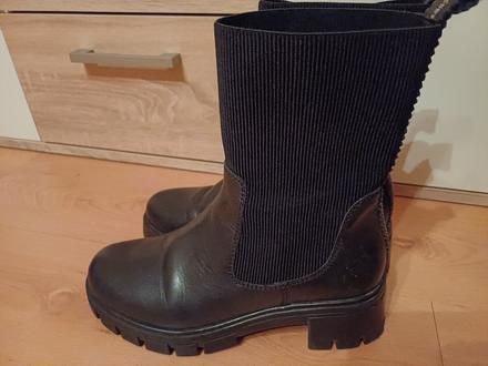 Predám dámske zimné čižmy veľkosť 38,39, deichmann,38