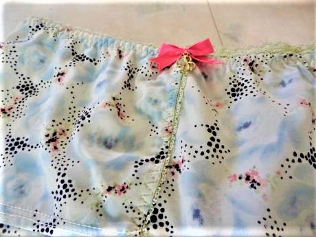 Ľahké hodvábne gaťky, xl