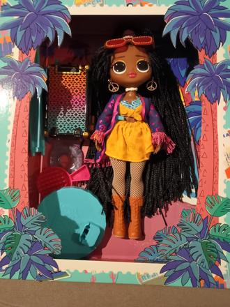 Lol surprise world travel, 