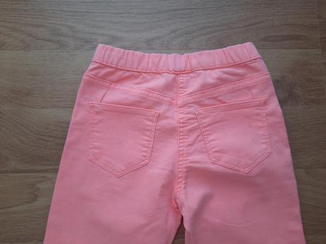 Nohavice na leto 7 rokov, 128
