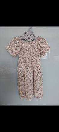 Kvetinové šaty, 110