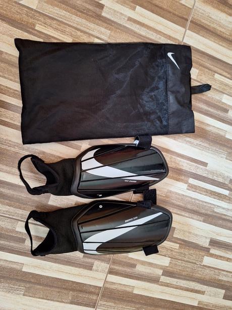 Futbalové chrániče, 