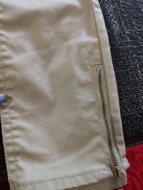 Koženkové nohavice, 36