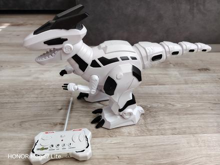Dinosaurus na ovládanie,