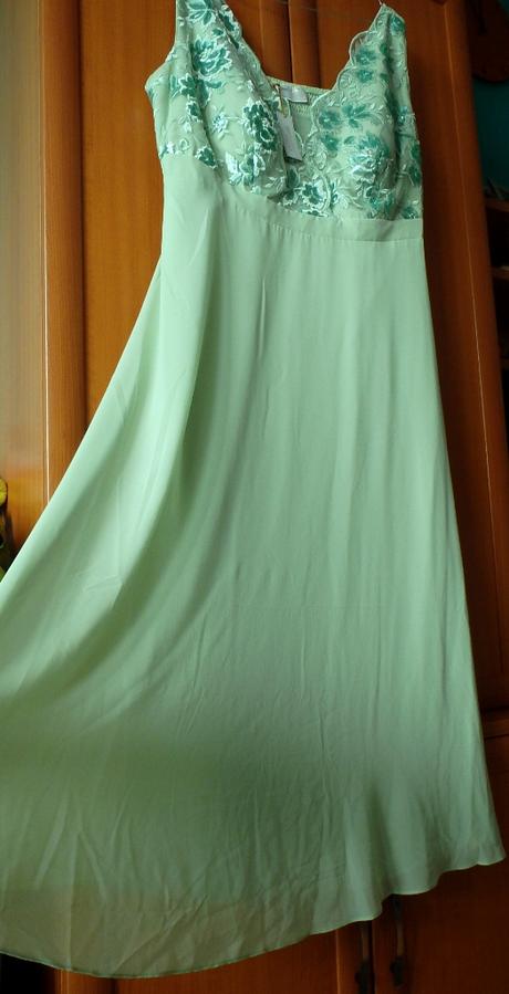 Šifónové šaty s flitrovanou výšikou, v.50/52/xxl, bonprix,xxl