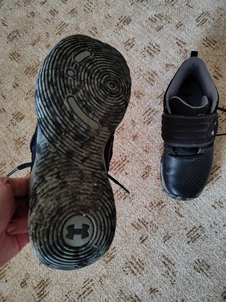 Tenisky vel.36,5, under armour,36
