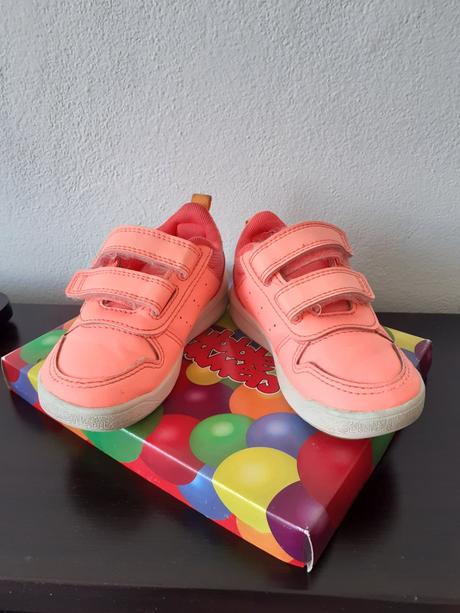 Neonove botasky č.23, adidas,23