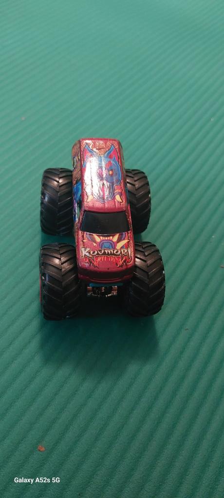 Monster truck,