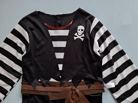 Pirát karnevalový komplet kostým veľ. 104-116, 