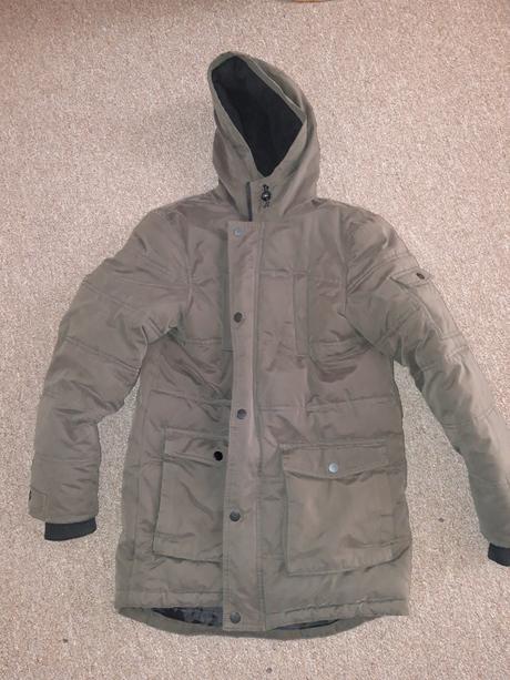 Zimna bundicka, f&f,158