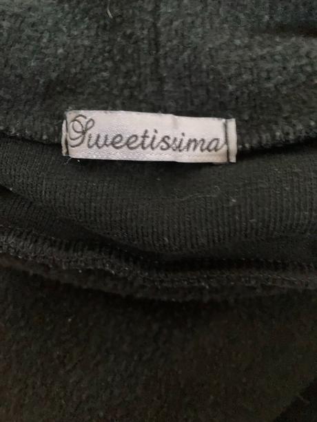 Čierny predĺžený rolák/tunika, s