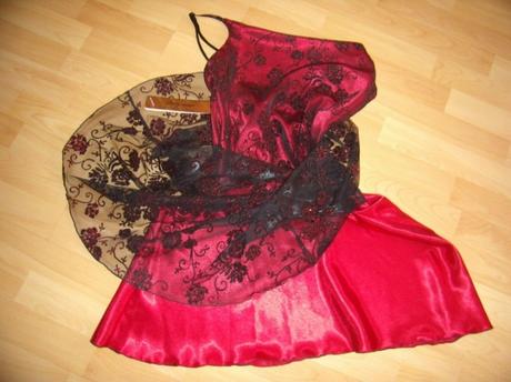 Šaty čipka - satén., s