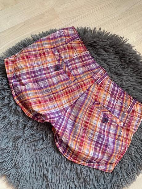 Farebne kockovane kraťasy, clockhouse,s