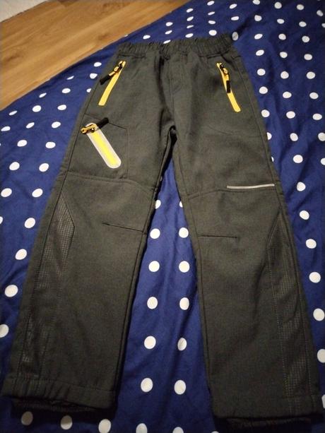 Nohavice pre chlapca, 116