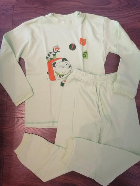 Zelené pyžamko veľ 122, 122