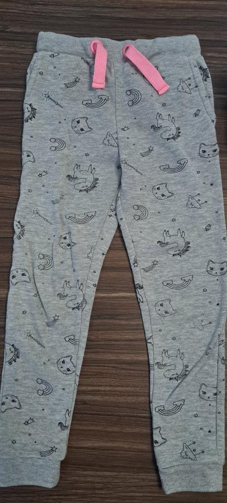 2x tepláky, f&f,116