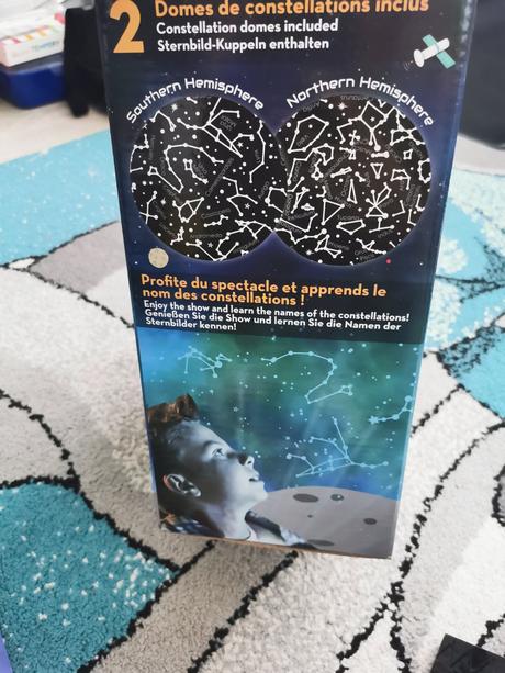 Planetárium,