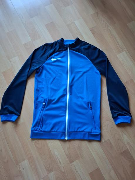 Športová mikina, nike,152