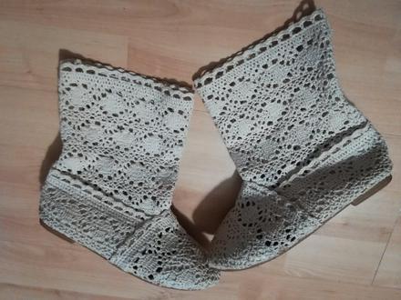 Háčkované sandalky, 32