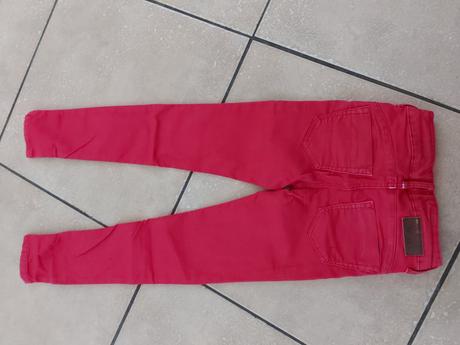 Dievcenske rifle, 134