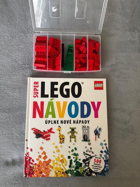 Kniha lego s kockami, 