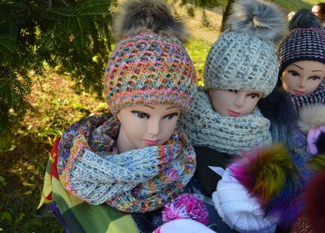 Čiapočka s brmbolcom, 92 - 158