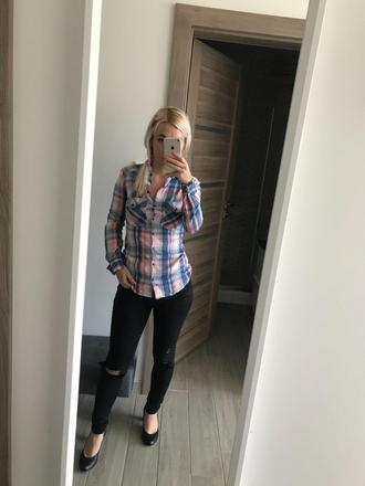 Ružovomodrá károvaná košeľa, 34