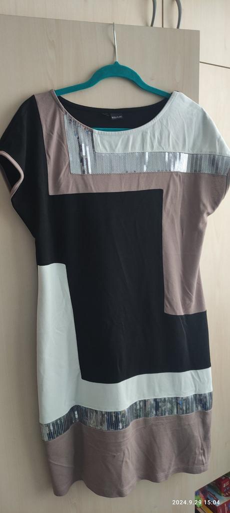 Šaty damske 44/46, 44