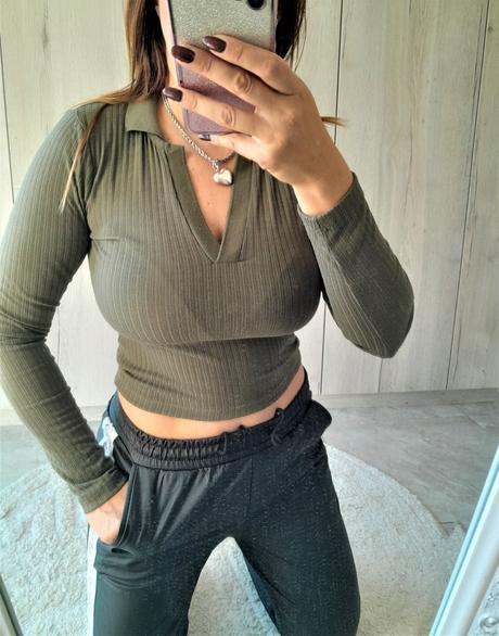 Olivové crop tričko-m, m