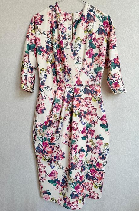 Closet london kvetované šaty, 38