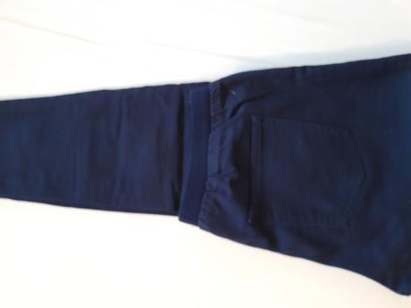 Modre nohavice, esmara,38