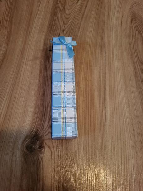 Krabička na retiazku,