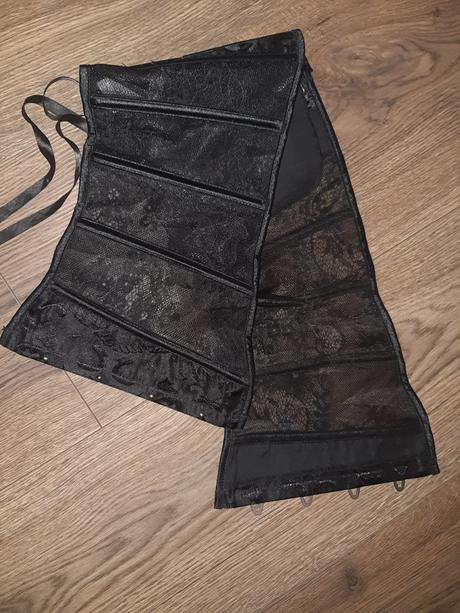 Čipkované korzet, river island,l