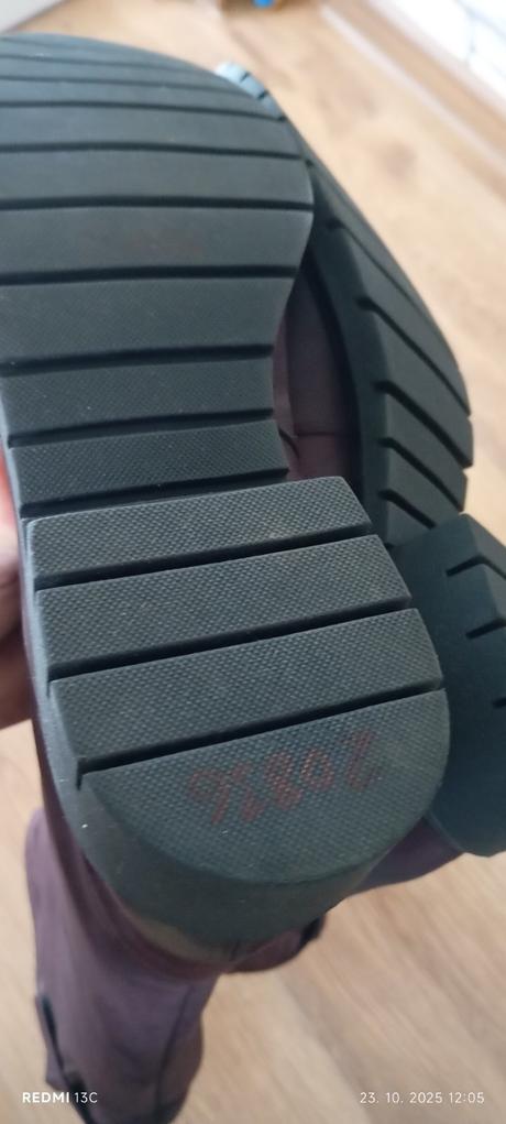 Kožené čižmy, 41