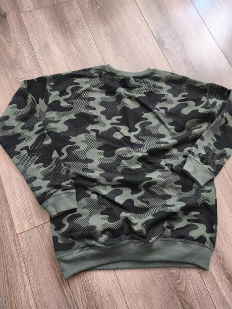 Military mikina 146/152, 146