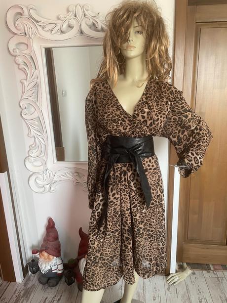 Trendy saty bohoo, 48